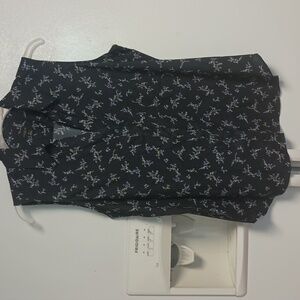 Ann Taylor Navy Blue Button down Blouse. size XLP in Nearly New condition.